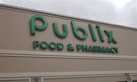 And that&x27;s not the only state outside its home of Florida that Publix is marching into. . Publix super market at paraiso plaza